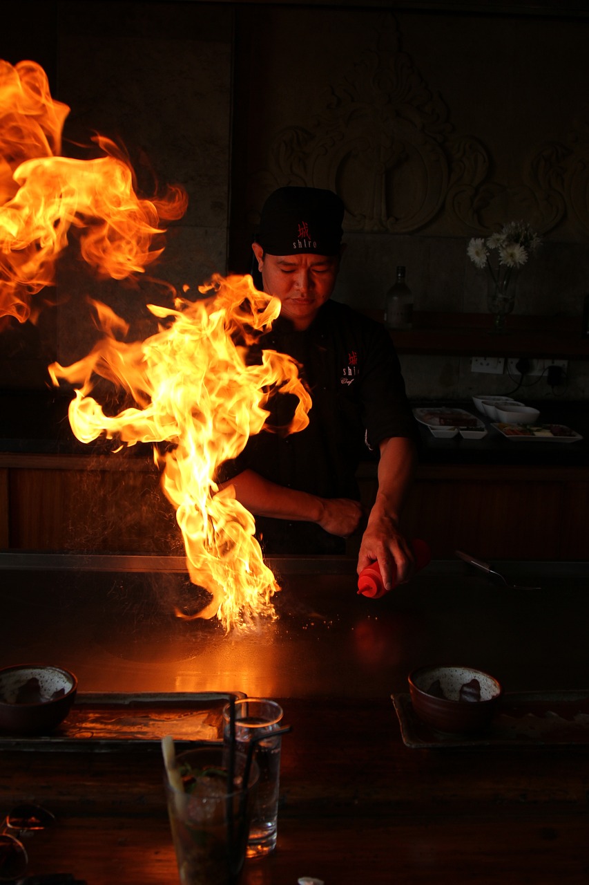 美食探秘静冈铁板烧，匠心独运的日本味之旅