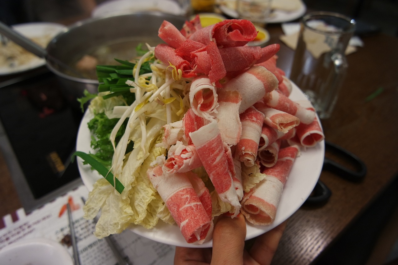 海鲜控必看揭秘海鲜小火锅的诱惑与烹饪秘籍！