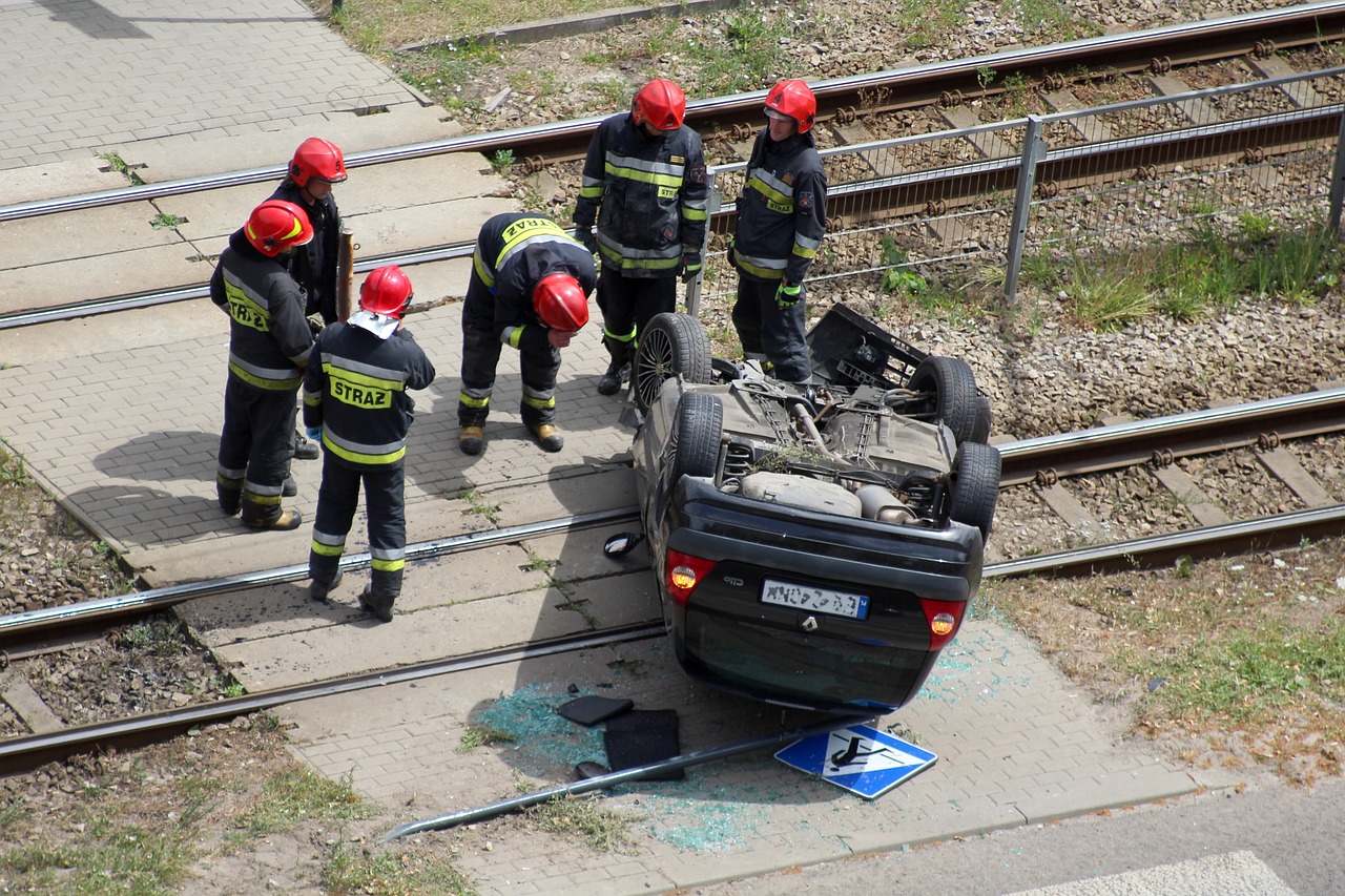 违章侦探，如何轻松查询违章车辆，保障道路安全