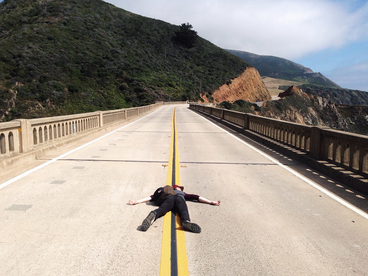 高速公路过路费，你的钱包和车轮之间的桥梁