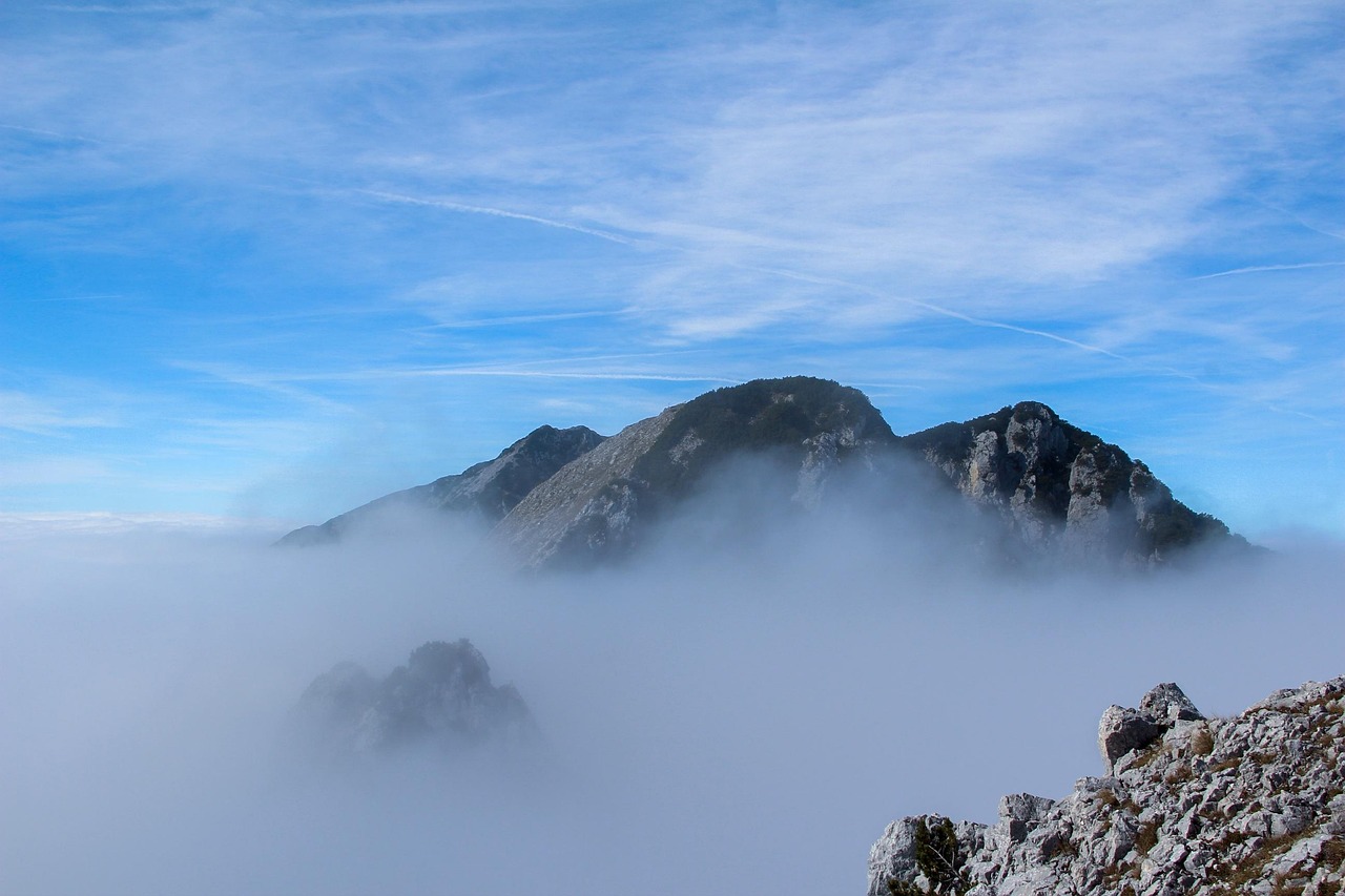 黄山旅游景点介绍，探索中国名山的自然与文化瑰宝