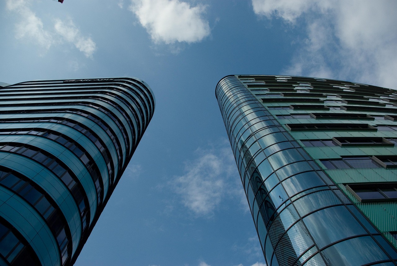 广东省建筑工程，构建未来，筑梦家园