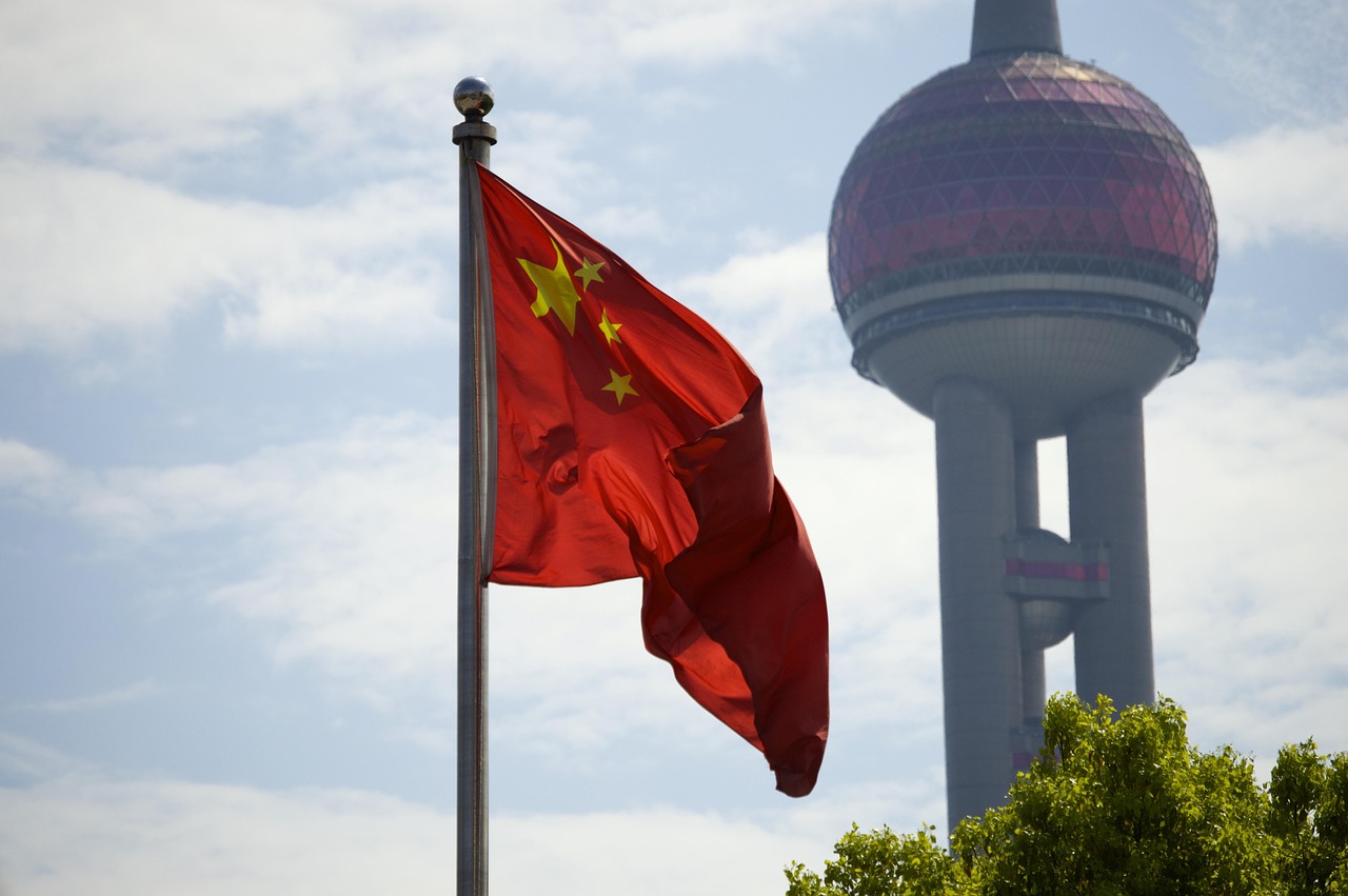 上海人才引进，打造全球人才高地的战略与实践